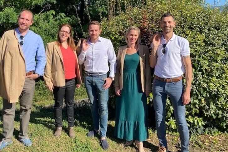 l'équipe de l'agence Agence du Lac