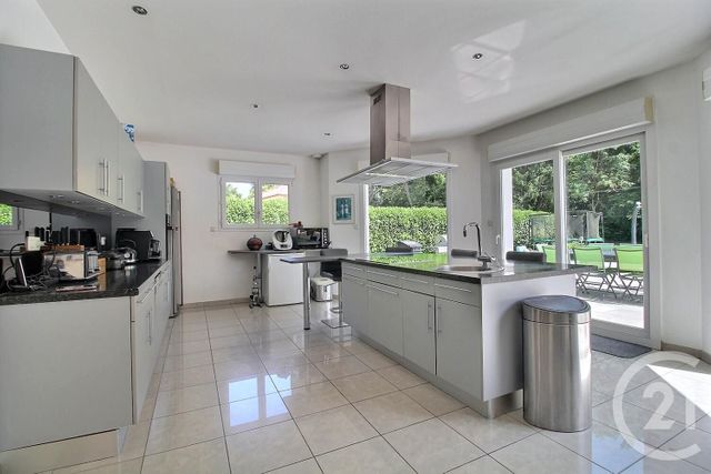 maison à vendre - 8 pièces - 260.0 m2 - VEIGY FONCENEX - 74 - RHONE-ALPES - Century 21 Agence Du Lac