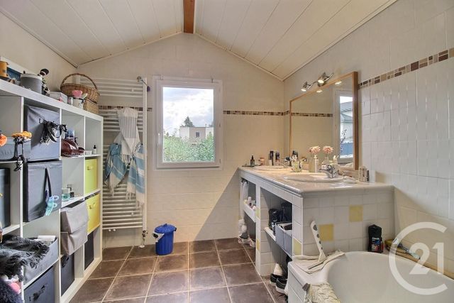 maison à vendre - 5 pièces - 130.0 m2 - VEIGY FONCENEX - 74 - RHONE-ALPES - Century 21 Agence Du Lac