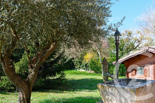 Afficher la photo en grand maison à vendre - 9 pièces - 240.0 m2 - VEIGY FONCENEX - 74 - RHONE-ALPES - Century 21 Agence Du Lac