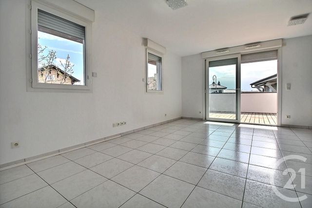 Afficher la photo en grand Appartement F3 à vendre - 3 pièces - 65.8 m2 - VEIGY FONCENEX - 74 - RHONE-ALPES - Century 21 Agence Du Lac