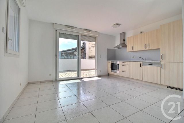 Afficher la photo en grand Appartement F3 à vendre - 3 pièces - 65.8 m2 - VEIGY FONCENEX - 74 - RHONE-ALPES - Century 21 Agence Du Lac