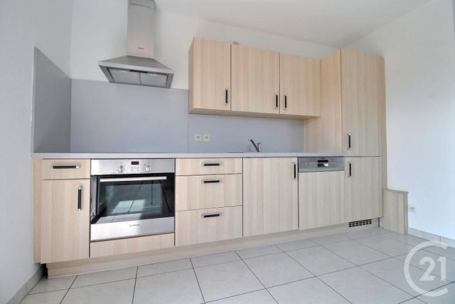 Afficher la photo en grand Appartement F3 à vendre - 3 pièces - 65.8 m2 - VEIGY FONCENEX - 74 - RHONE-ALPES - Century 21 Agence Du Lac