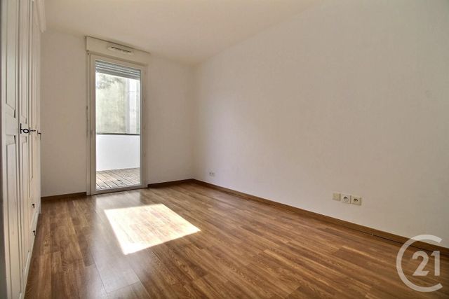 Afficher la photo en grand Appartement F3 à vendre - 3 pièces - 65.8 m2 - VEIGY FONCENEX - 74 - RHONE-ALPES - Century 21 Agence Du Lac