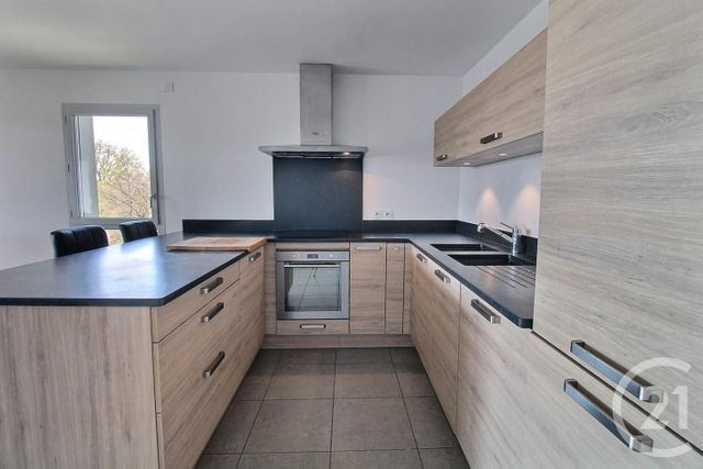 Afficher la photo en grand Appartement F4 à vendre - 4 pièces - 90.63 m2 - CHENS SUR LEMAN - 74 - RHONE-ALPES - Century 21 Agence Du Lac