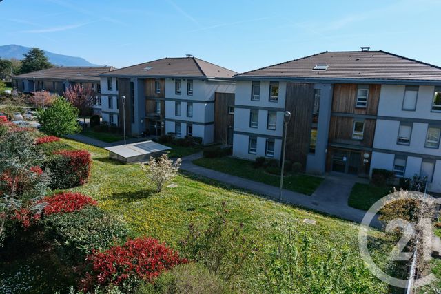 Afficher la photo en grand Appartement F4 à vendre - 4 pièces - 90.63 m2 - CHENS SUR LEMAN - 74 - RHONE-ALPES - Century 21 Agence Du Lac