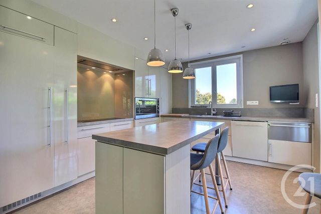 maison à vendre - 6 pièces - 200.22 m2 - BONS EN CHABLAIS - 74 - RHONE-ALPES - Century 21 Agence Du Lac