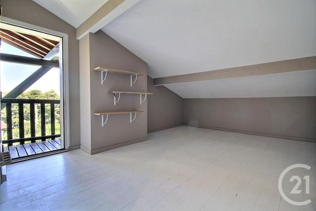 maison à vendre - 6 pièces - 200.22 m2 - BONS EN CHABLAIS - 74 - RHONE-ALPES - Century 21 Agence Du Lac