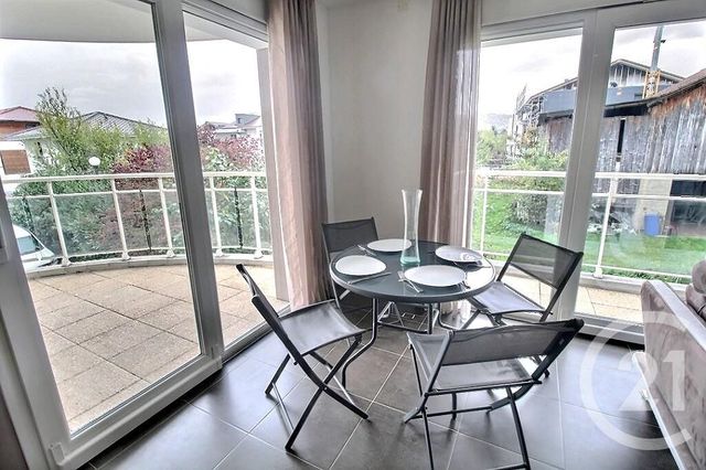 Appartement T3 à vendre - 3 pièces - 65.35 m2 - DOUVAINE - 74 - RHONE-ALPES - Century 21 Agence Du Lac
