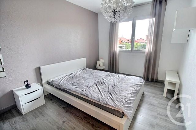 Appartement T3 à vendre - 3 pièces - 65.35 m2 - DOUVAINE - 74 - RHONE-ALPES - Century 21 Agence Du Lac