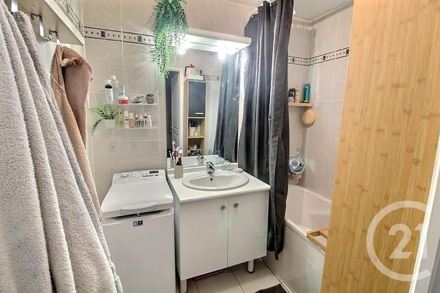 Appartement F3 à vendre - 3 pièces - 66.97 m2 - CHENS SUR LEMAN - 74 - RHONE-ALPES - Century 21 Agence Du Lac