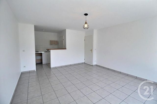 Appartement T2 à vendre - 2 pièces - 48.3 m2 - THONON LES BAINS - 74 - RHONE-ALPES - Century 21 Agence Du Lac
