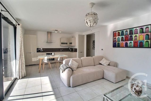 Appartement T3 à vendre - 3 pièces - 71.39 m2 - VEIGY FONCENEX - 74 - RHONE-ALPES - Century 21 Agence Du Lac