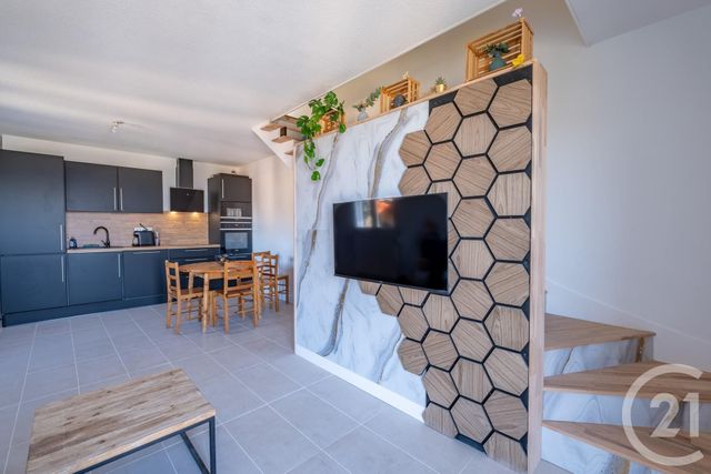 Appartement Duplex à vendre - 2 pièces - 42.4 m2 - ALLINGES - 74 - RHONE-ALPES - Century 21 Agence Du Lac