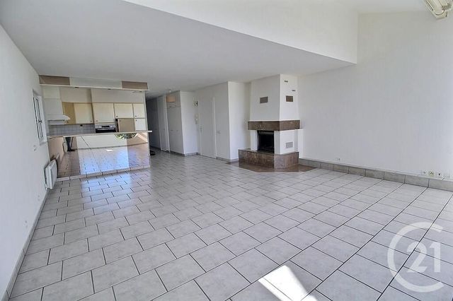 Appartement T3 à vendre - 3 pièces - 88.57 m2 - VEIGY FONCENEX - 74 - RHONE-ALPES - Century 21 Agence Du Lac