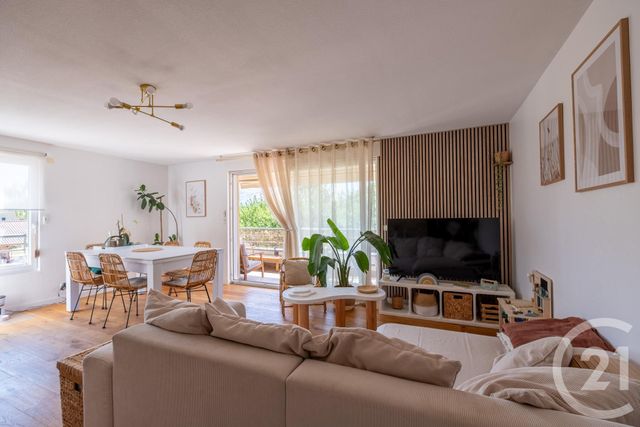 Appartement F4 à vendre - 4 pièces - 86.92 m2 - MESSERY - 74 - RHONE-ALPES - Century 21 Agence Du Lac