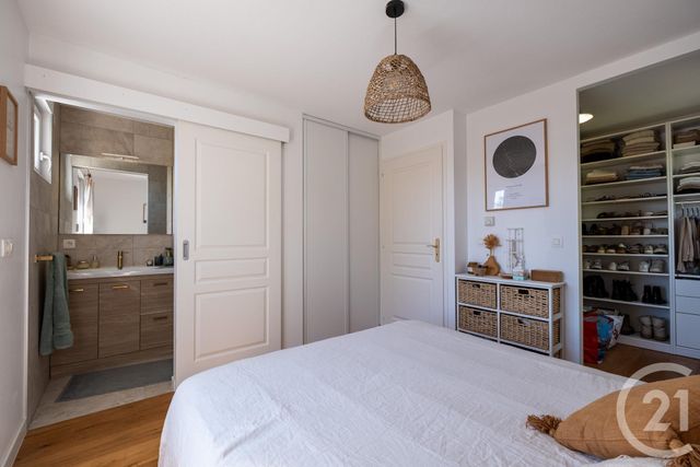 Appartement F4 à vendre - 4 pièces - 86.92 m2 - MESSERY - 74 - RHONE-ALPES - Century 21 Agence Du Lac