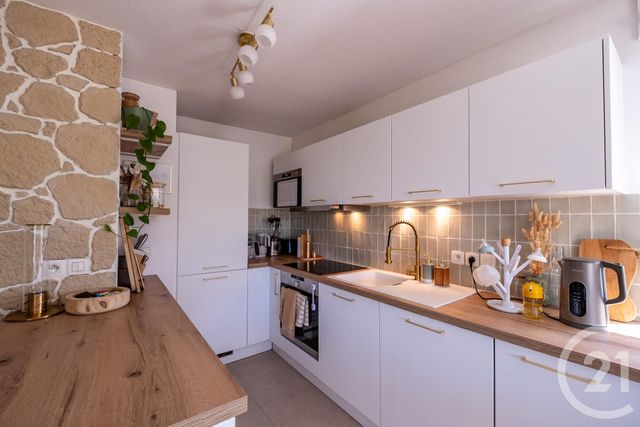 Appartement F4 à vendre - 4 pièces - 86.92 m2 - MESSERY - 74 - RHONE-ALPES - Century 21 Agence Du Lac