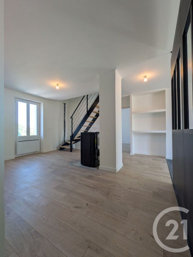 Appartement T5 à vendre - 5 pièces - 77.43 m2 - SCIEZ - 74 - RHONE-ALPES - Century 21 Agence Du Lac
