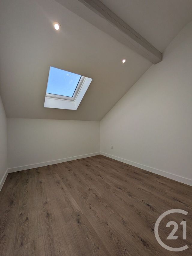 Appartement T5 à vendre - 5 pièces - 77.43 m2 - SCIEZ - 74 - RHONE-ALPES - Century 21 Agence Du Lac