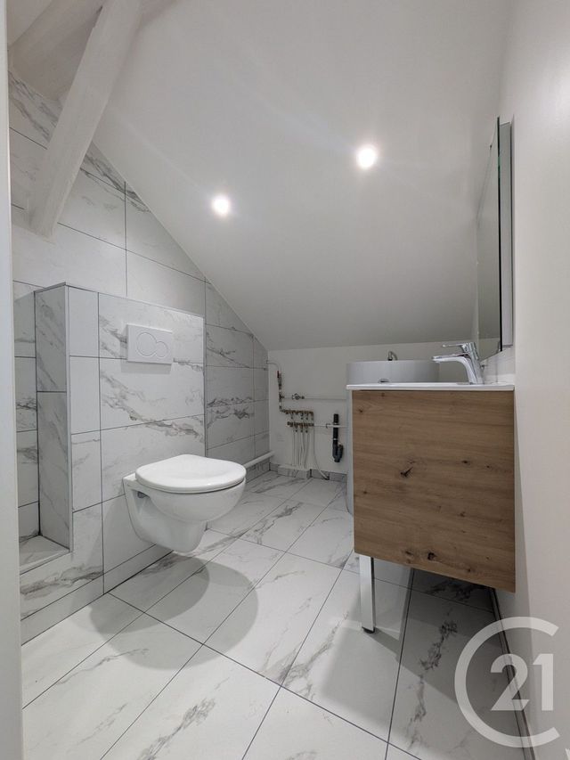 Appartement T5 à vendre - 5 pièces - 77.43 m2 - SCIEZ - 74 - RHONE-ALPES - Century 21 Agence Du Lac