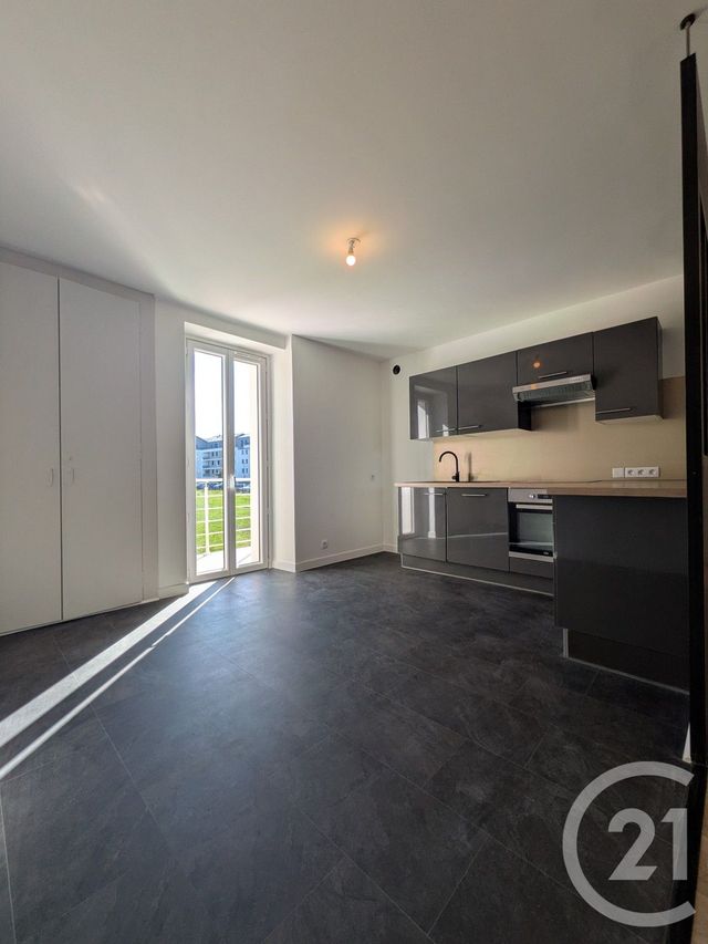 Appartement T5 à vendre - 5 pièces - 77.43 m2 - SCIEZ - 74 - RHONE-ALPES - Century 21 Agence Du Lac