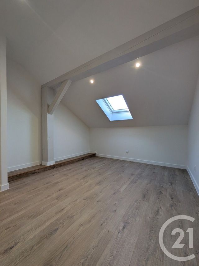 Appartement T5 à vendre - 5 pièces - 77.43 m2 - SCIEZ - 74 - RHONE-ALPES - Century 21 Agence Du Lac