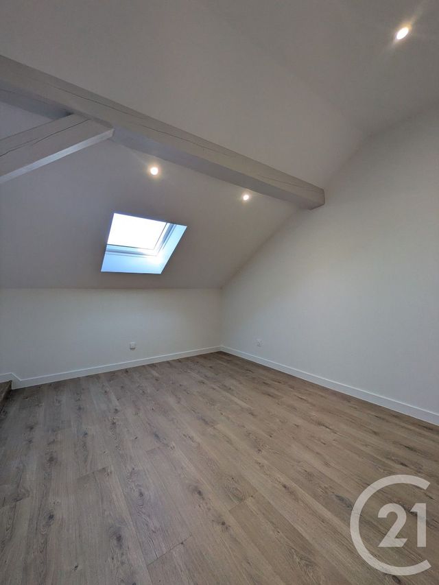 Appartement T5 à vendre - 5 pièces - 77.43 m2 - SCIEZ - 74 - RHONE-ALPES - Century 21 Agence Du Lac