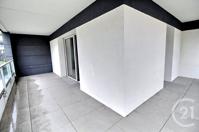 Appartement T1 à vendre - 3 pièces - 69.59 m2 - NEUVECELLE - 74 - RHONE-ALPES - Century 21 Agence Du Lac